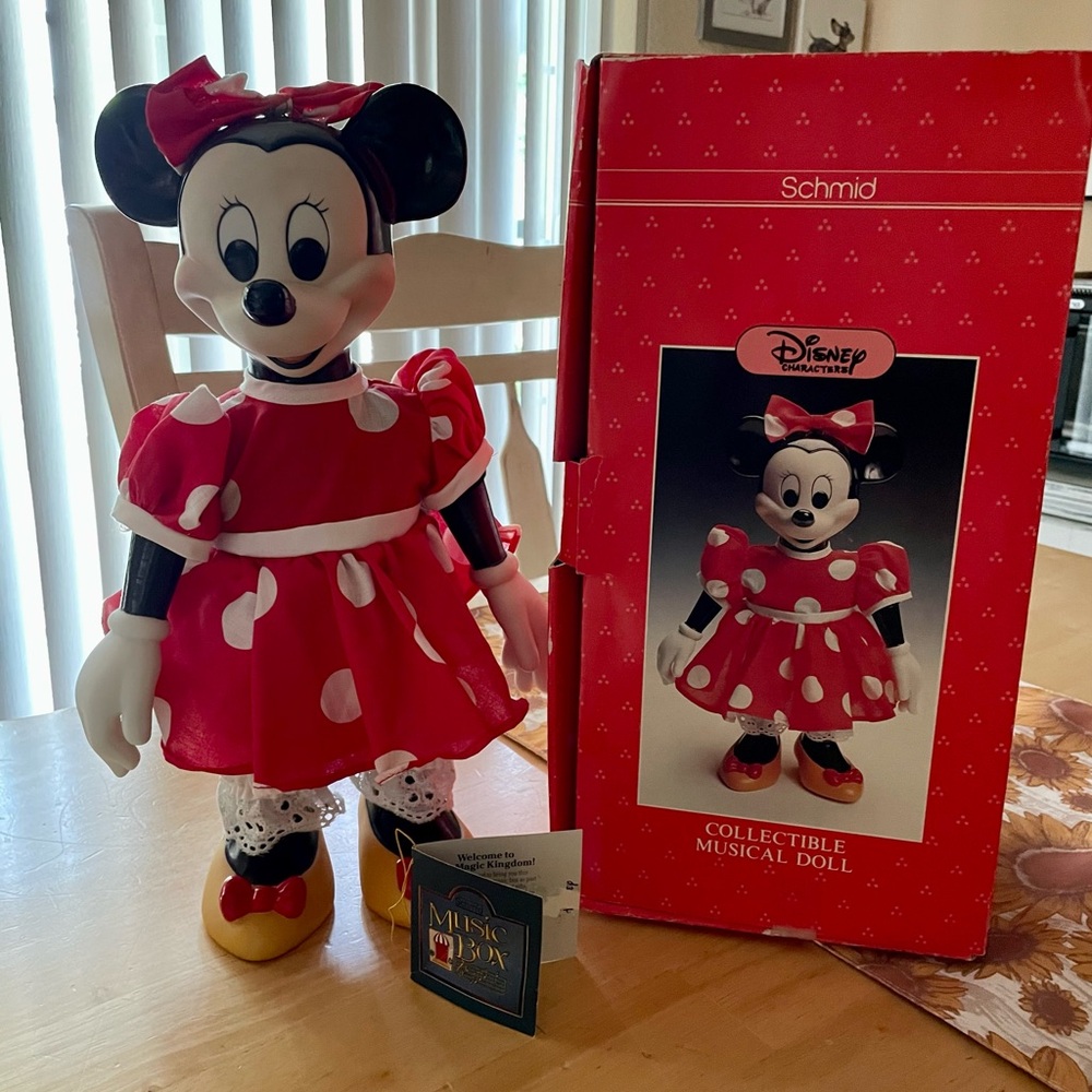 Schmid Collectible Minnie Mouse Musical Doll - Limited Edition